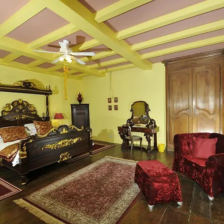 Sleeps 10 Pool Wifi